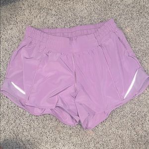 Lululemon hotty hot short II long 4”